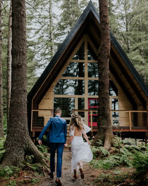 a-frame cabin wedding alaska elopement photographer