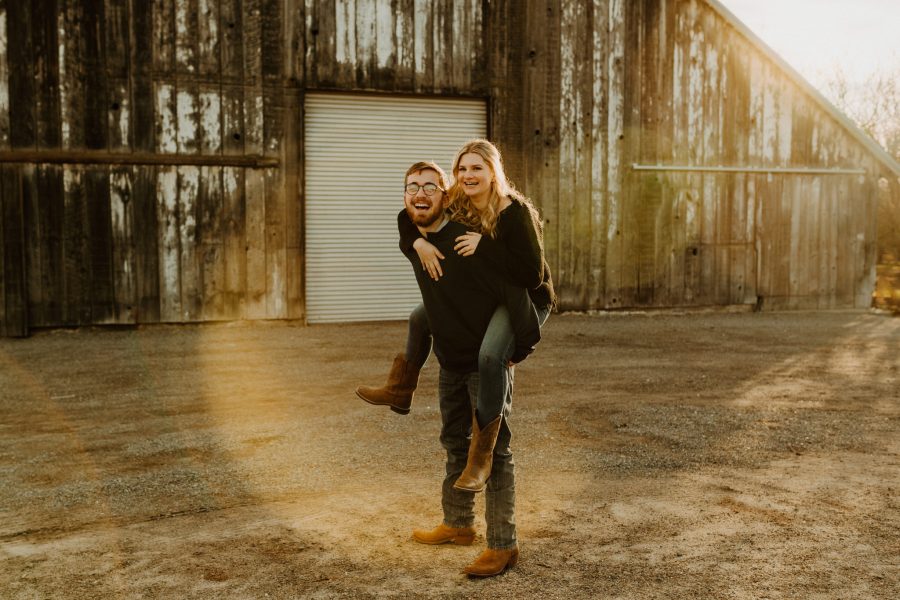Modesto CA Barn engagement session in the Winter. Barn engagement inspo. rustic engagement inspo. barn engagements. sun flare photos.