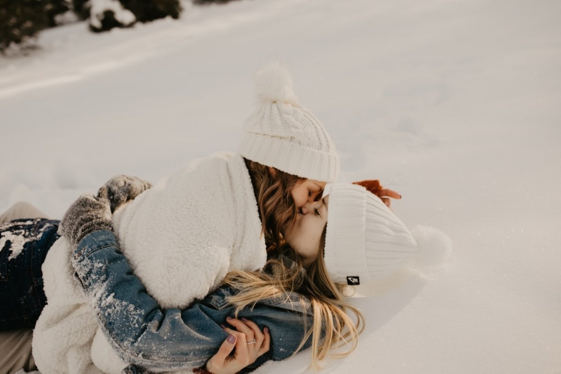 winter engagement photos