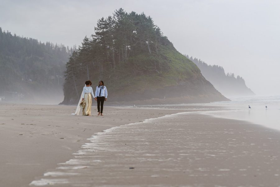 Elope in Neskowin