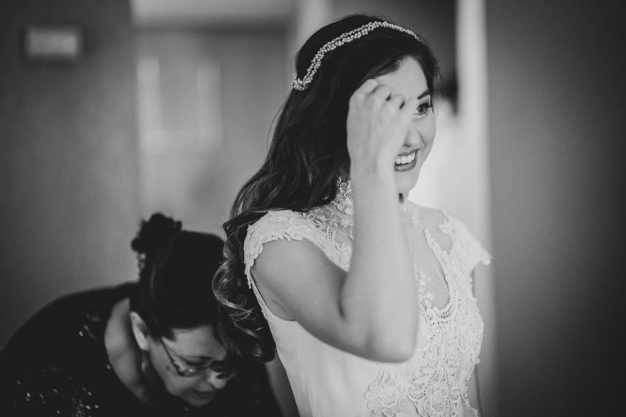 Bride getting ready photos