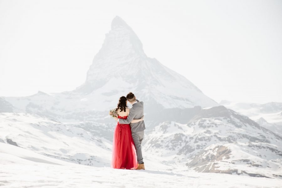 Winter elopement switzerland