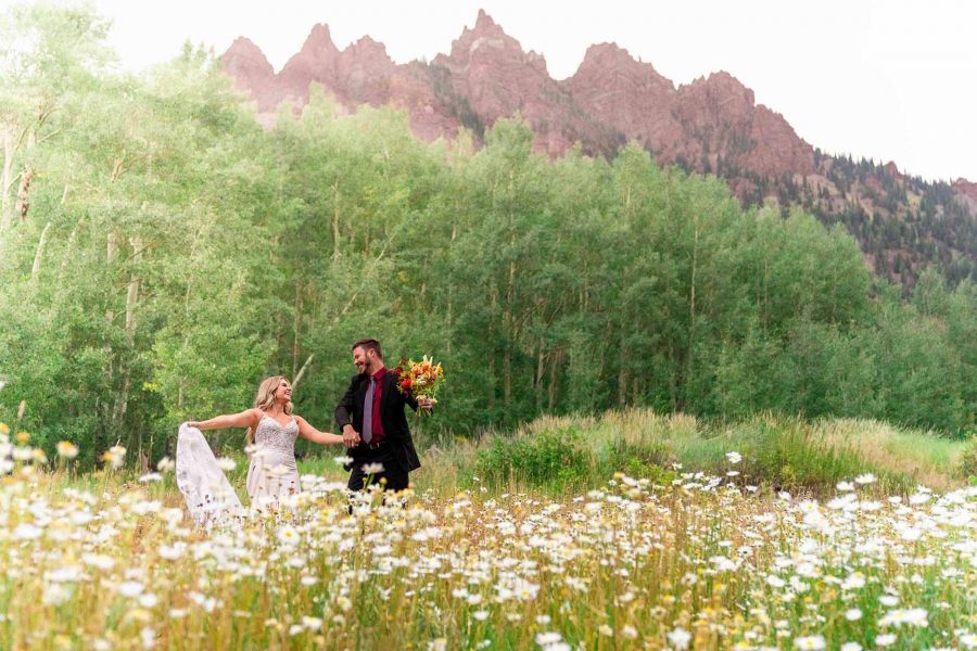 Couple Eloping in Maroon Bells