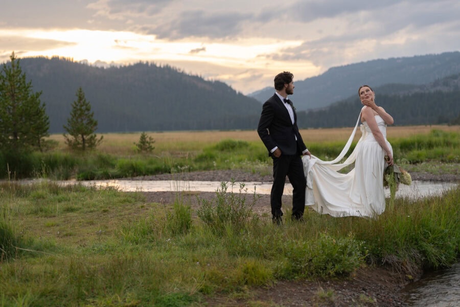 Oregon Sparks Lake Elopement