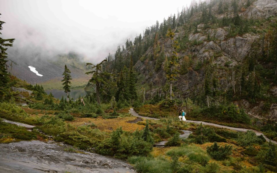 rainy elopement day in north cascades