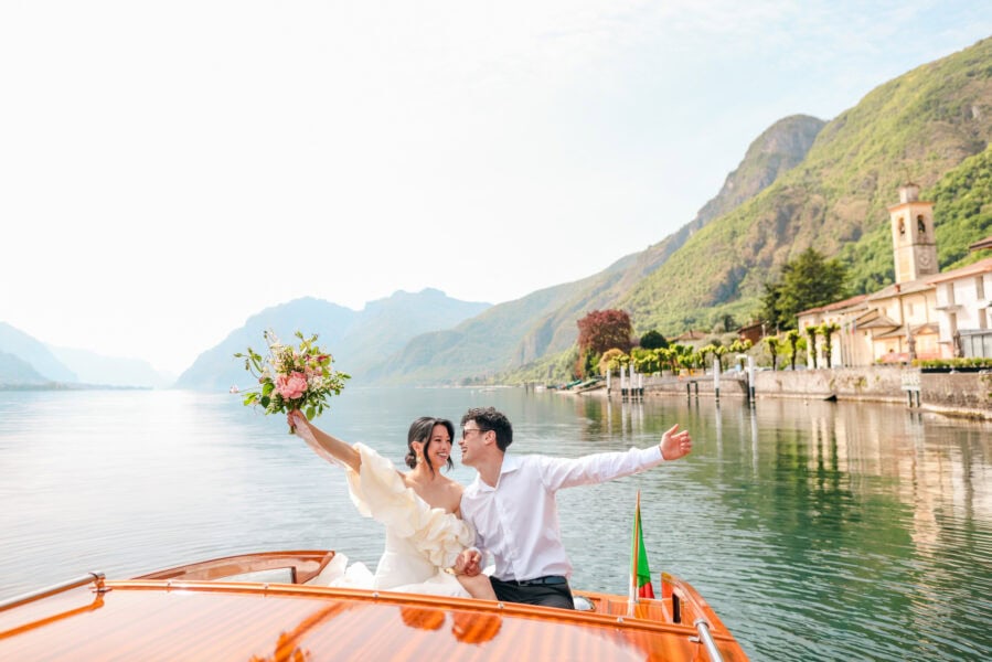 Italian elopement photographer lake como
