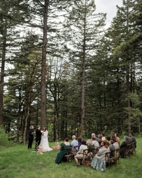 oregon micro wedding ceremony