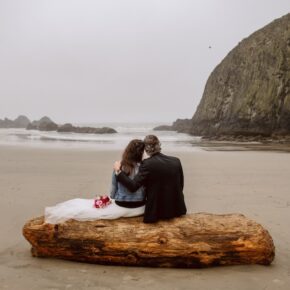 Happy Tears + Ocean Piers – An Oregon Coast Surprise Elopement