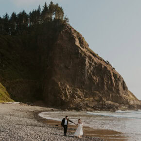 Sweet and Simple Oregon Coast Elopement